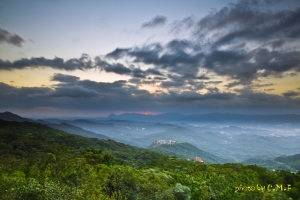 2013.10 陰天.五指山日出.佛光乍現!!!